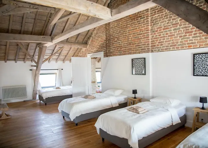 La Maison Du Passavant بيت للعطل